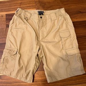Mens 5.11 khaki shorts